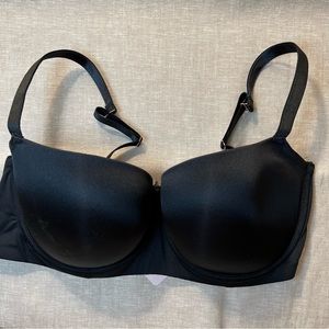 38DDD / UK 38E Savage x Fenty black bra, NWT